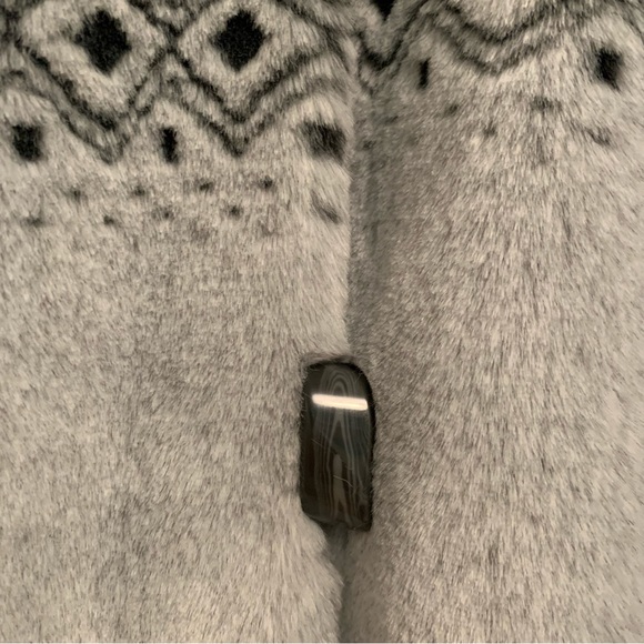 Ladies cozy jacket. Warm. - Picture 3 of 7